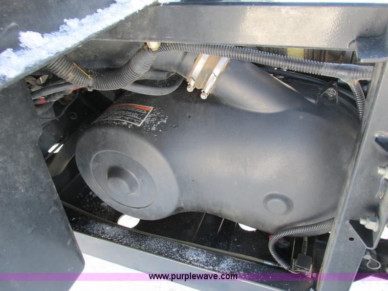 image for item G8849 2010 Polaris Ranger XP utility vehicle