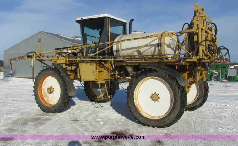 image for item G8851 1995 Ag-Chem RoGator 854 self-propelled sprayer