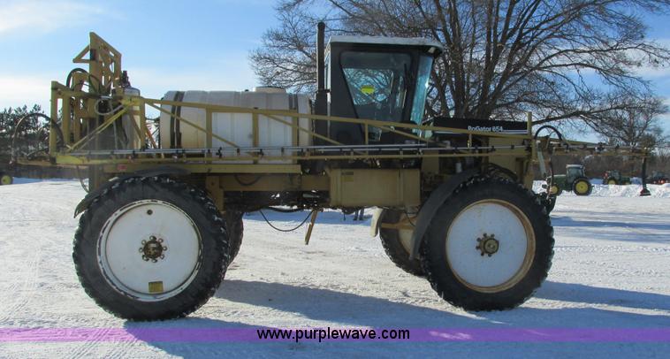 image for item G8851 1995 Ag-Chem RoGator 854 self-propelled sprayer