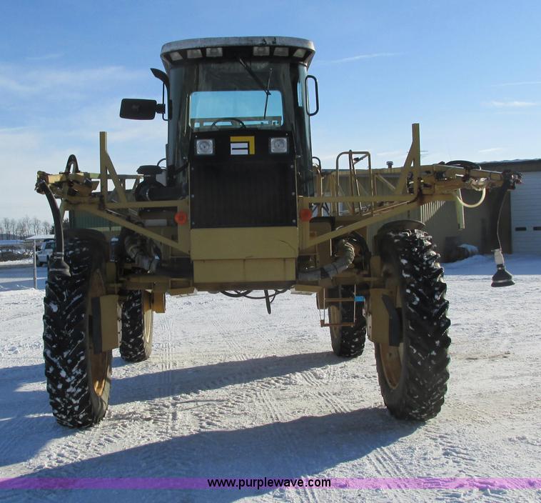 image for item G8851 1995 Ag-Chem RoGator 854 self-propelled sprayer