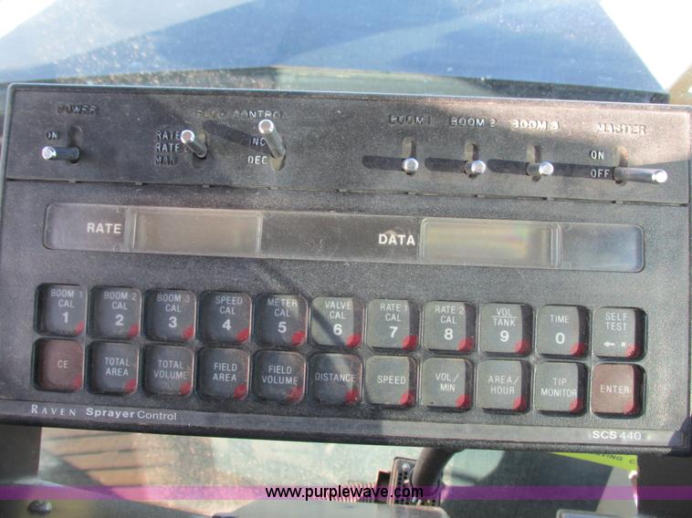 image for item G8851 1995 Ag-Chem RoGator 854 self-propelled sprayer