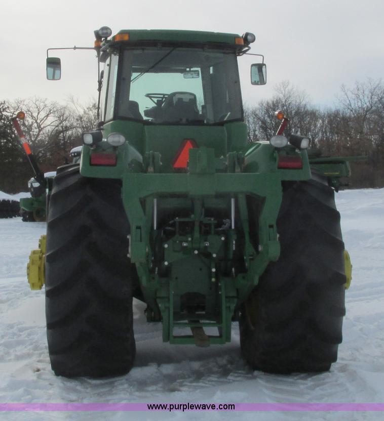 image for item G8853 2005 John Deere 9520 4WD tractor