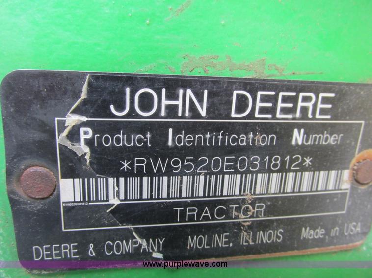 image for item G8853 2005 John Deere 9520 4WD tractor