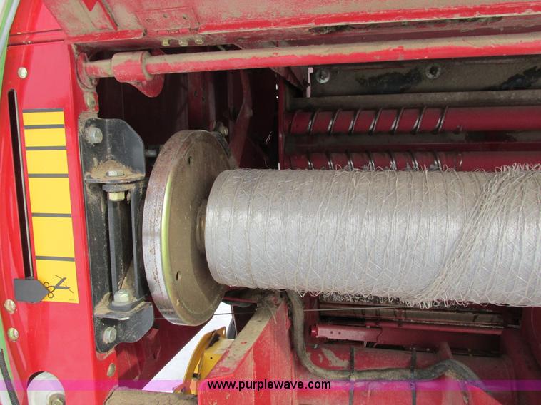 image for item G8857 2009 New Holland BR7070 baler