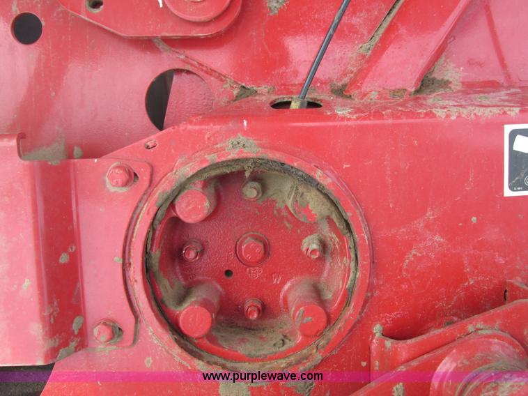 image for item G8857 2009 New Holland BR7070 baler
