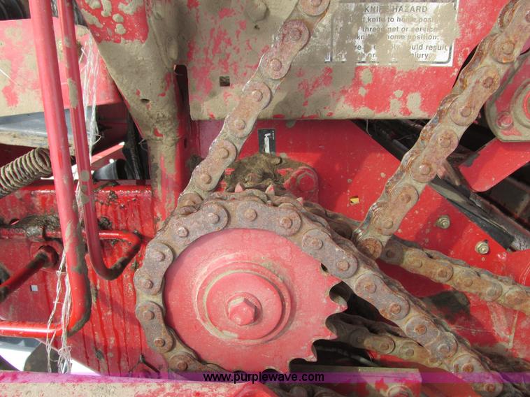 image for item G8857 2009 New Holland BR7070 baler