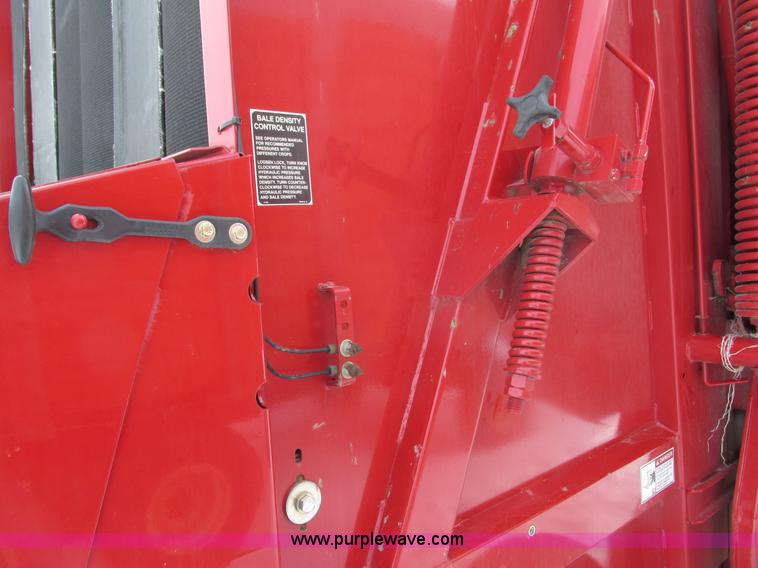 image for item G8857 2009 New Holland BR7070 baler