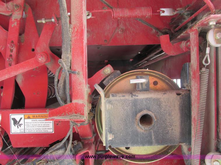 image for item G8857 2009 New Holland BR7070 baler
