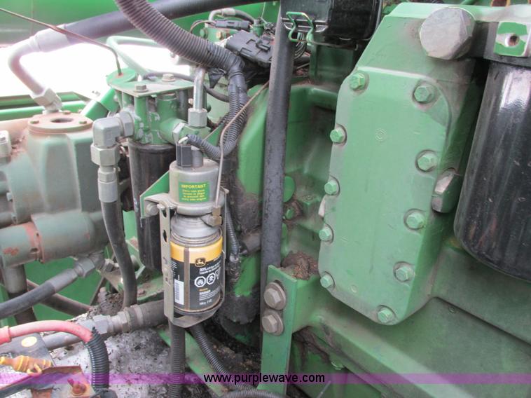 image for item G8863 1993 John Deere 9600 combine