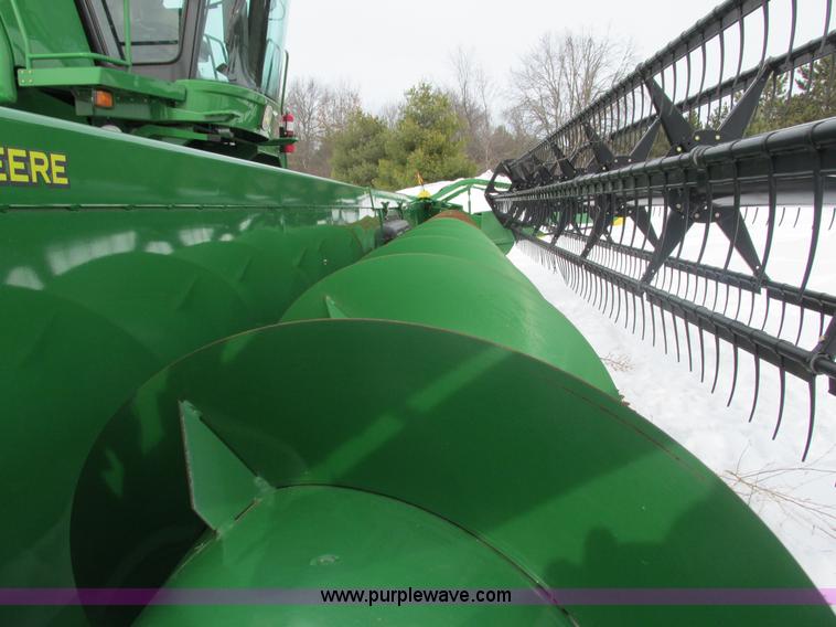 image for item G8864 2010 John Deere 635F flex head