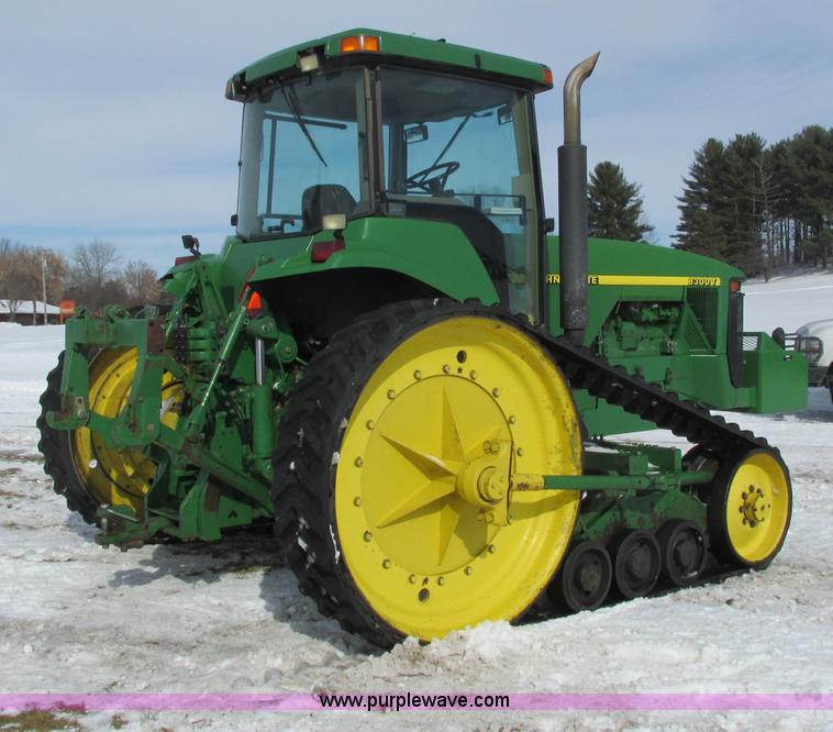 image for item G8868 1998 John Deere 8300T tractor