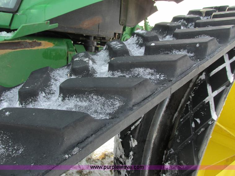 image for item G8868 1998 John Deere 8300T tractor