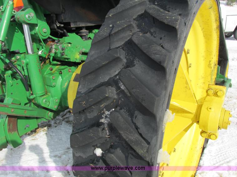 image for item G8868 1998 John Deere 8300T tractor