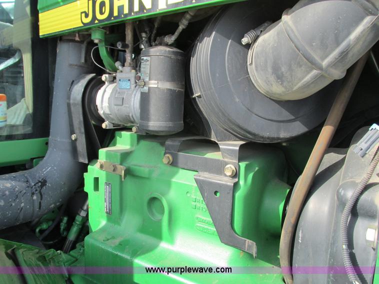 image for item G8868 1998 John Deere 8300T tractor