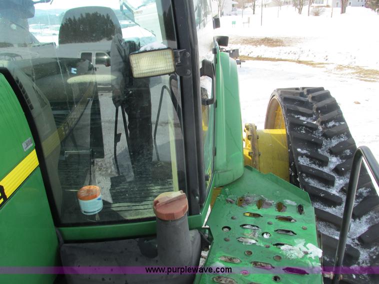 image for item G8868 1998 John Deere 8300T tractor