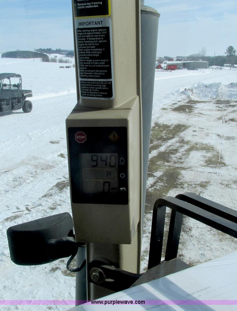 image for item G8868 1998 John Deere 8300T tractor