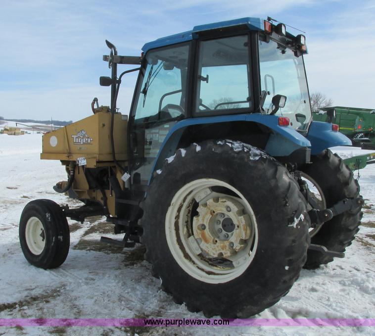 image for item G8870 2000 New Holland TS100 tractor