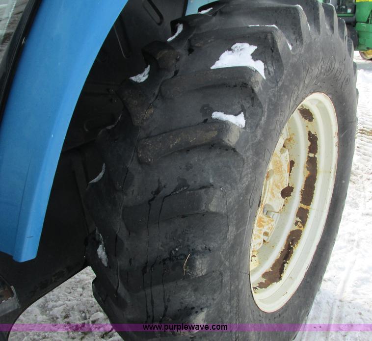 image for item G8870 2000 New Holland TS100 tractor