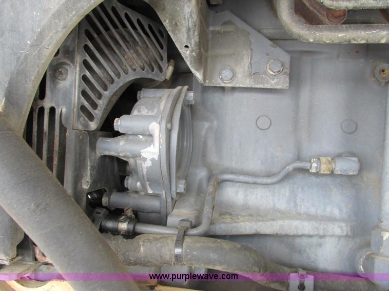 image for item G8870 2000 New Holland TS100 tractor