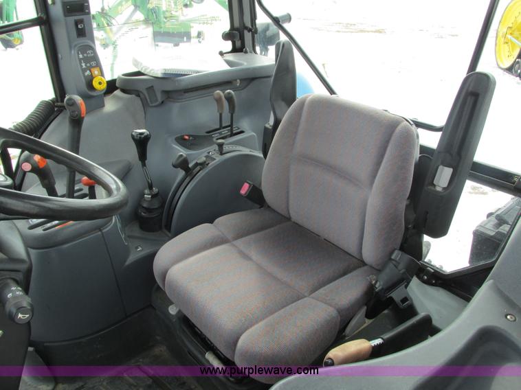 image for item G8870 2000 New Holland TS100 tractor