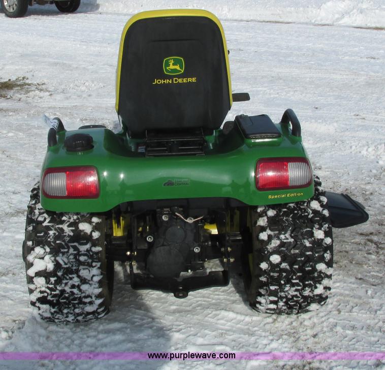 image for item G8871 2009 John Deere X720 Ultimate lawn mower