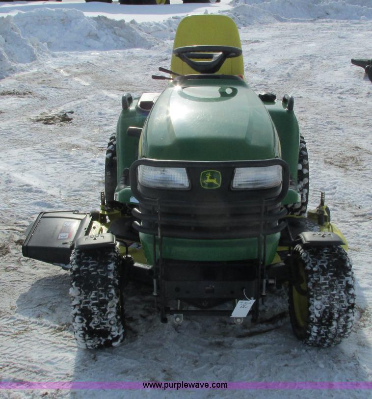 image for item G8871 2009 John Deere X720 Ultimate lawn mower