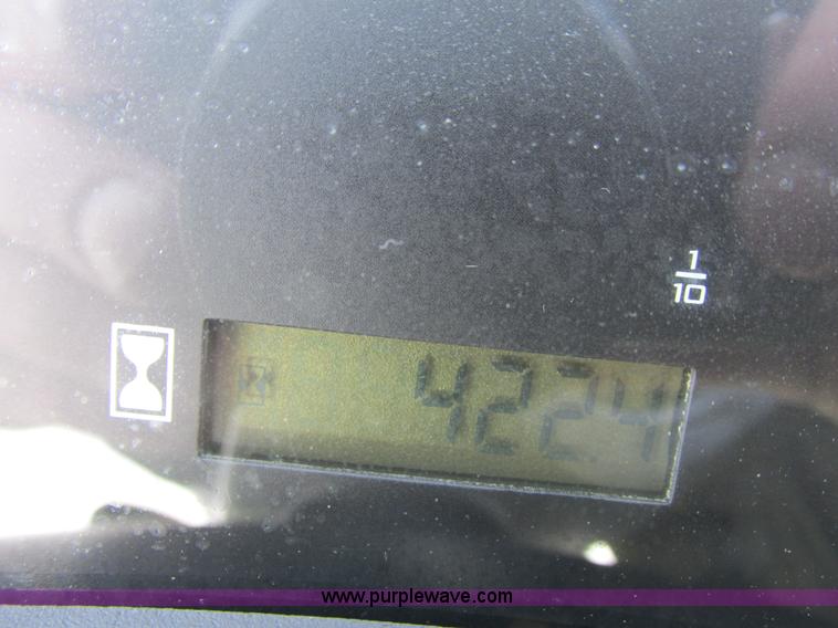 image for item G8871 2009 John Deere X720 Ultimate lawn mower