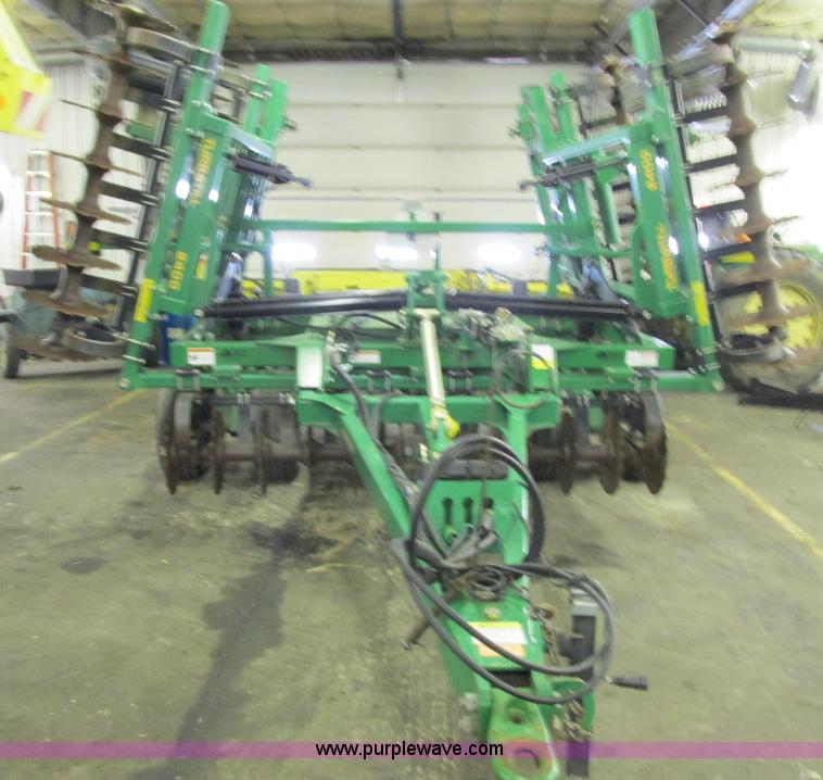 image for item G8873 2009 Great Plains 2400TT disk