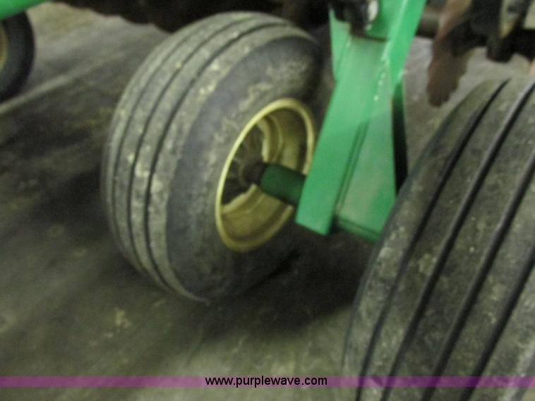 image for item G8873 2009 Great Plains 2400TT disk