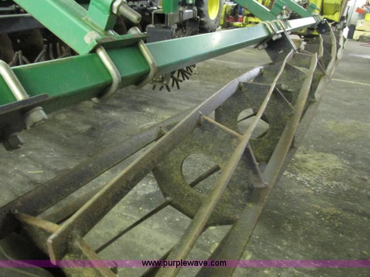 image for item G8873 2009 Great Plains 2400TT disk