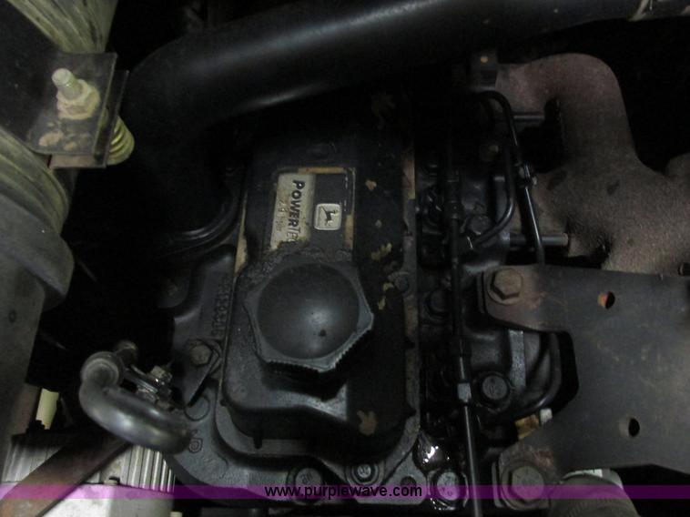 image for item G8876 2001 John Deere 250 skid steer