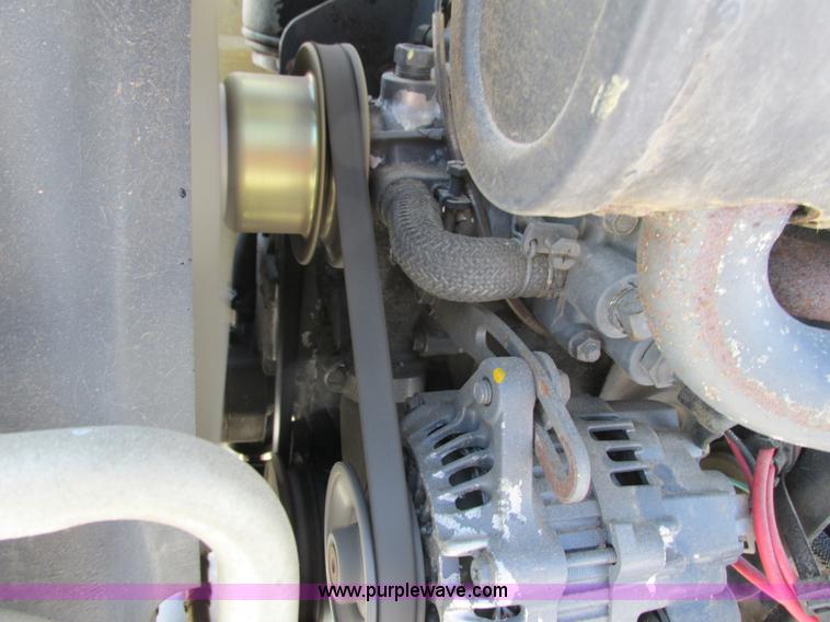 image for item G8879 2001 New Holland TC25D MFWD garden tractor