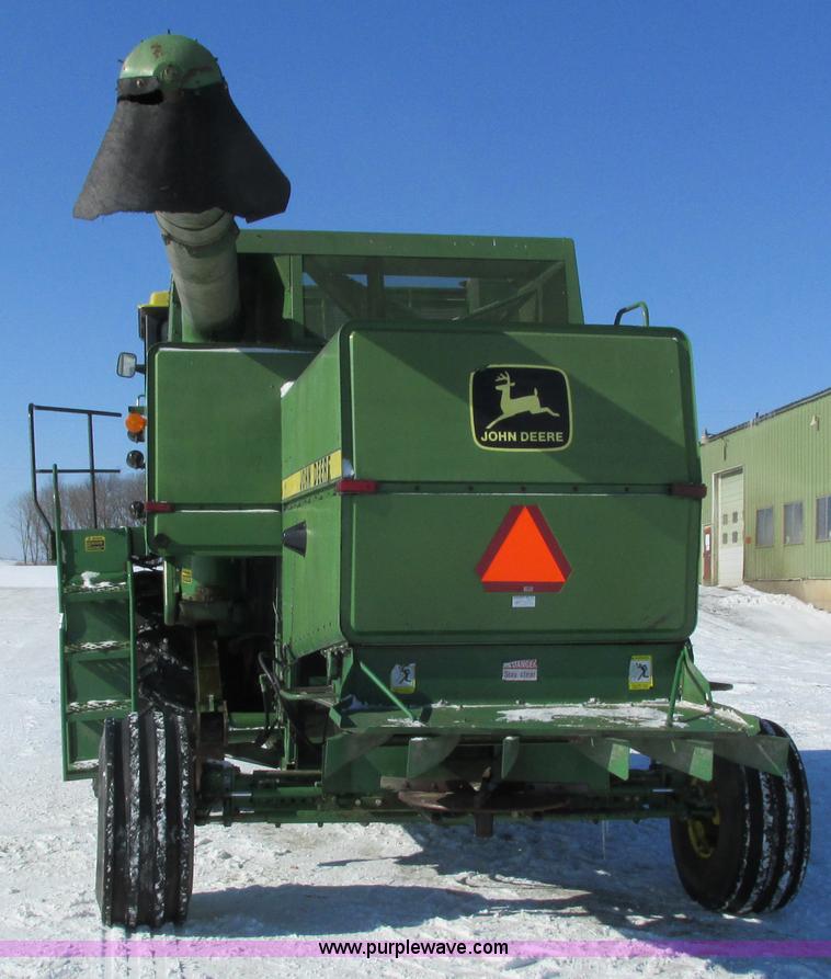 image for item G8880 1984 John Deere 7720 Turbo combine