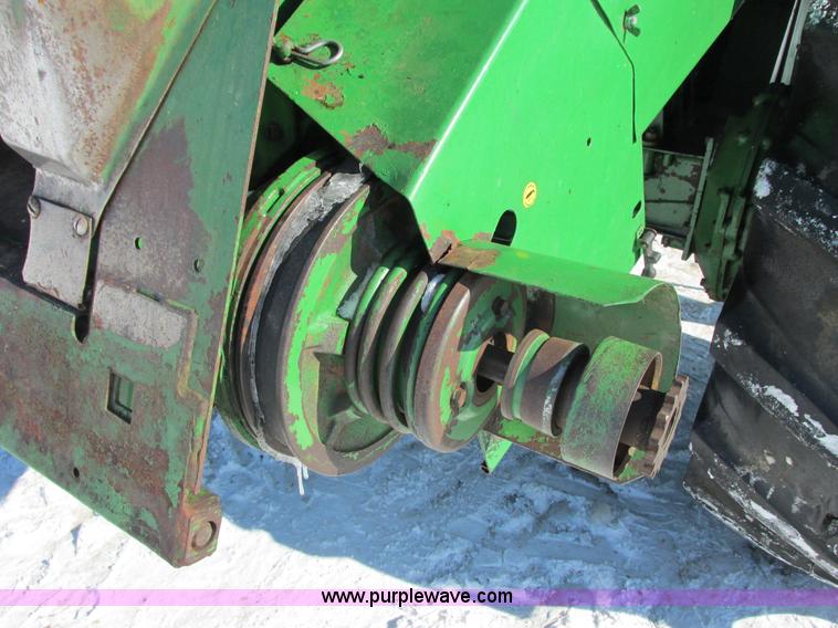 image for item G8880 1984 John Deere 7720 Turbo combine