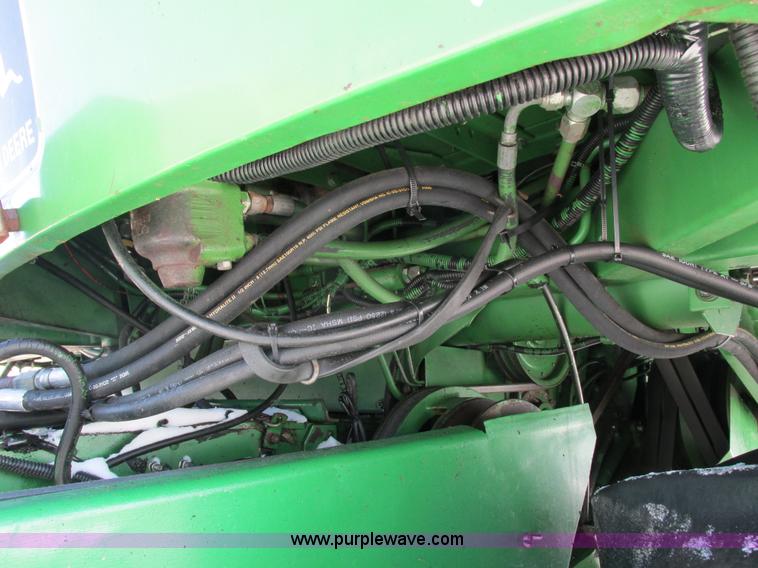 image for item G8880 1984 John Deere 7720 Turbo combine