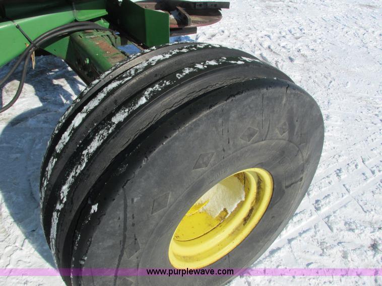 image for item G8880 1984 John Deere 7720 Turbo combine