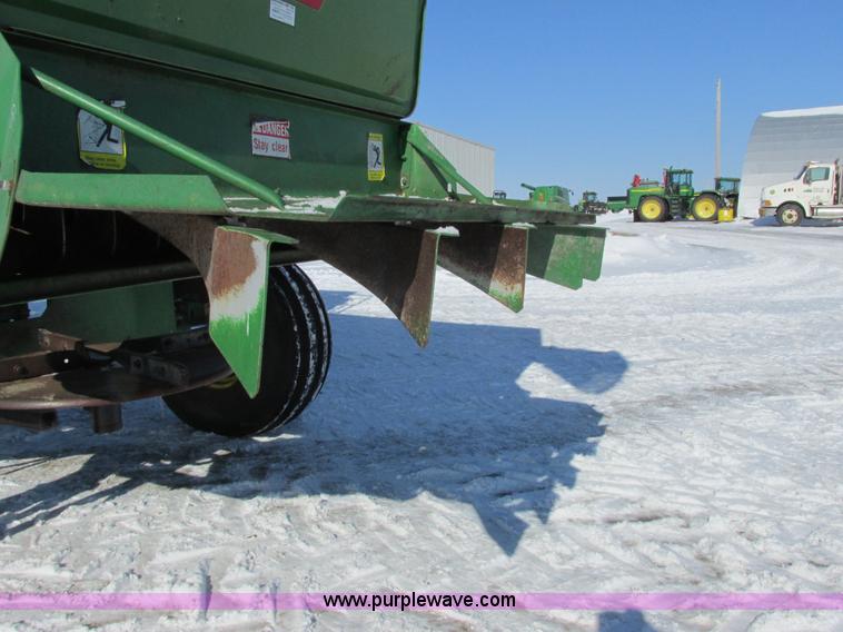 image for item G8880 1984 John Deere 7720 Turbo combine