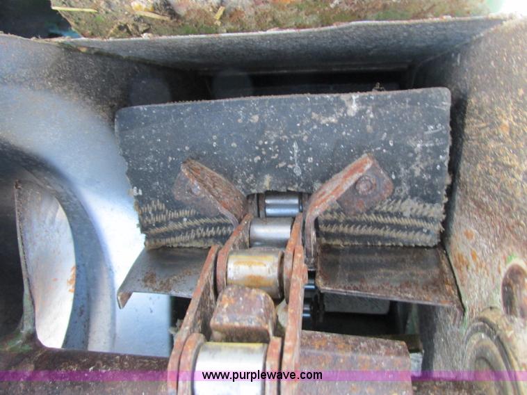 image for item G8880 1984 John Deere 7720 Turbo combine