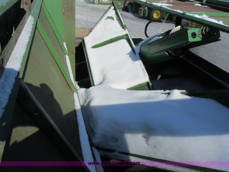 image for item G8880 1984 John Deere 7720 Turbo combine