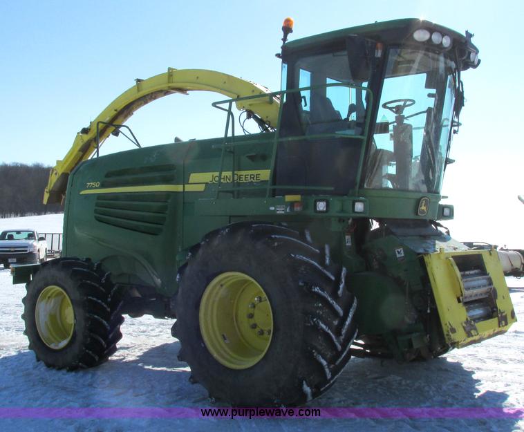 image for item G8881 2009 John Deere 7750 forage harvester