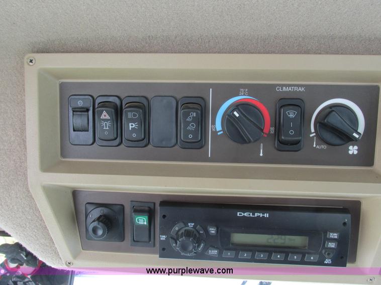 image for item G8881 2009 John Deere 7750 forage harvester