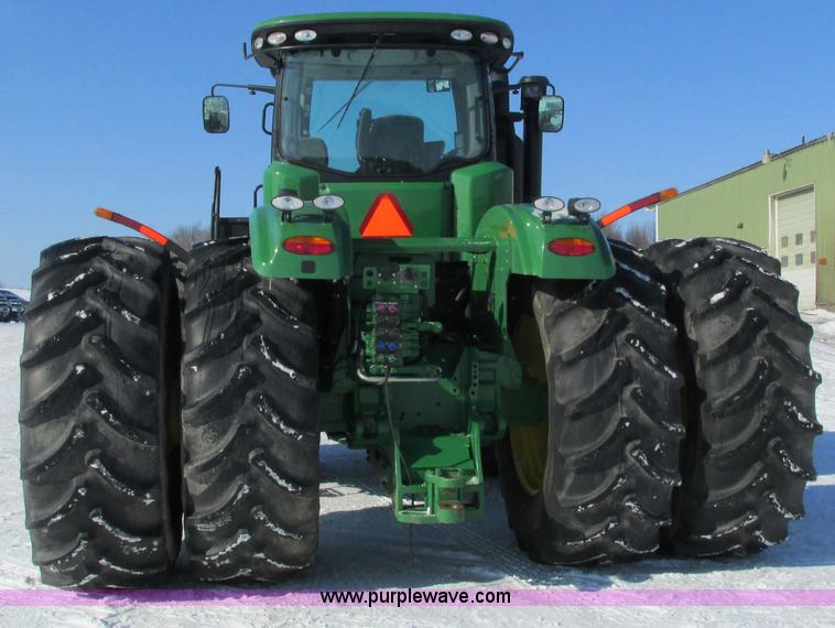 image for item G8882 2012 John Deere 9460R 4WD tractor