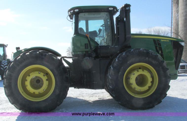 image for item G8882 2012 John Deere 9460R 4WD tractor
