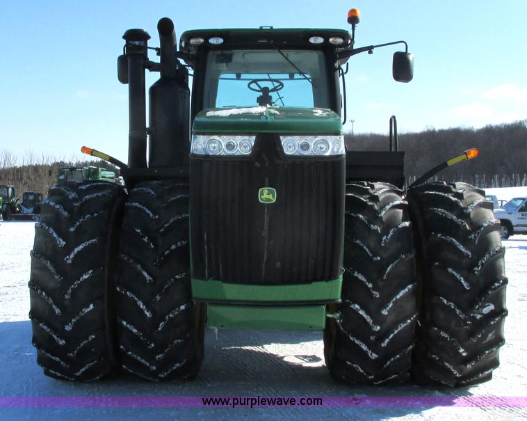 image for item G8882 2012 John Deere 9460R 4WD tractor