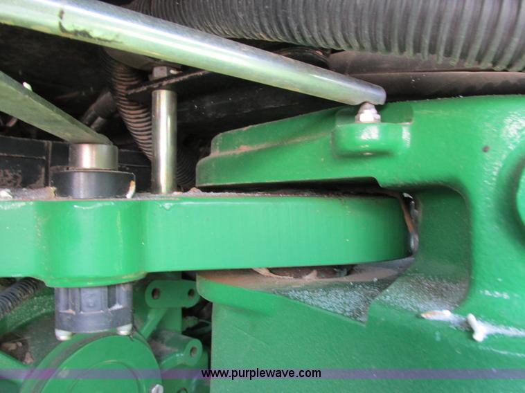 image for item G8882 2012 John Deere 9460R 4WD tractor