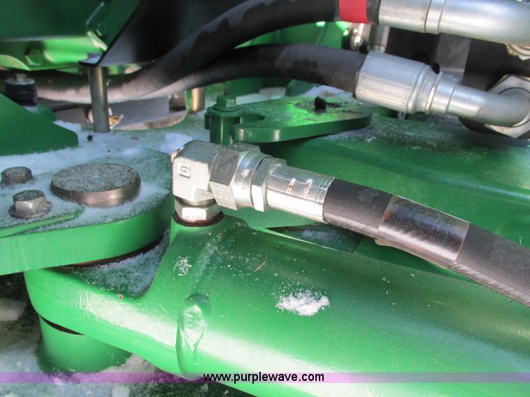 image for item G8882 2012 John Deere 9460R 4WD tractor