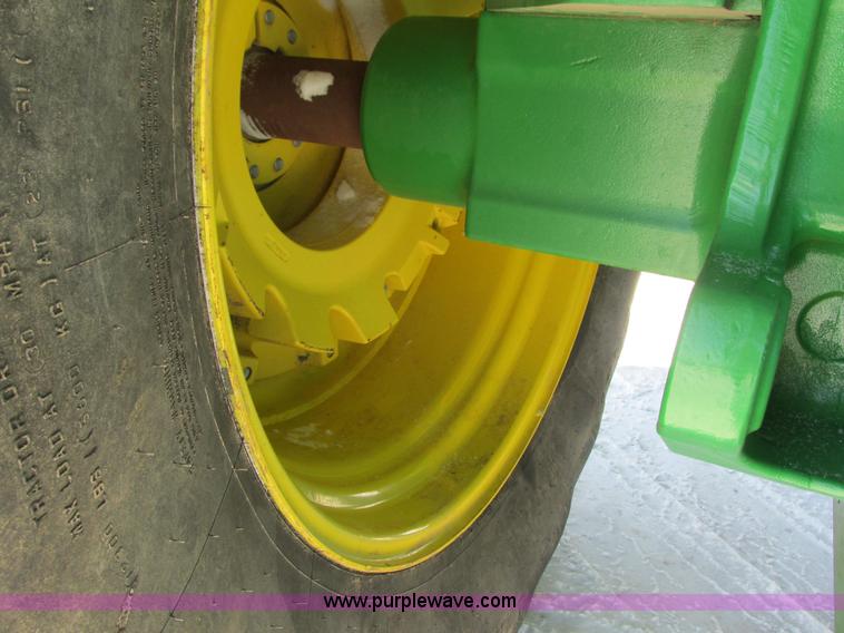 image for item G8882 2012 John Deere 9460R 4WD tractor
