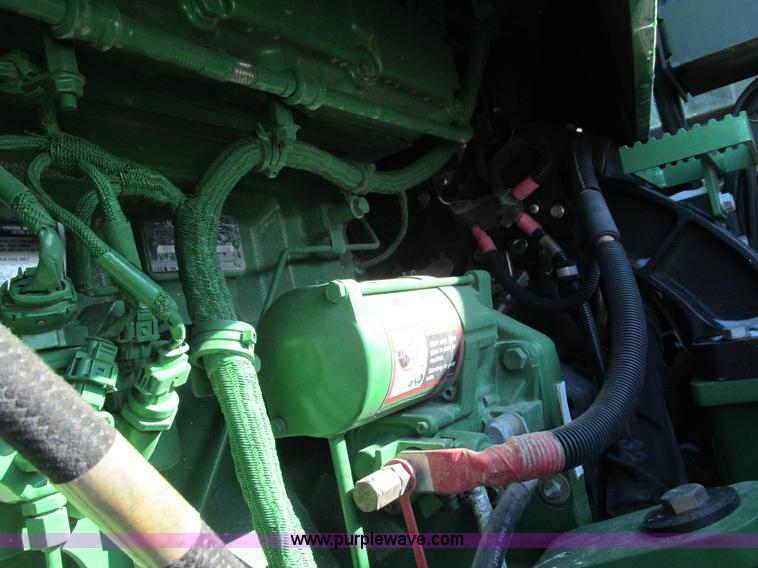 image for item G8882 2012 John Deere 9460R 4WD tractor