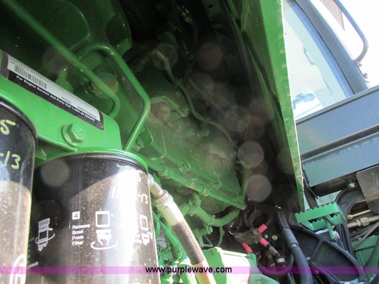 image for item G8882 2012 John Deere 9460R 4WD tractor