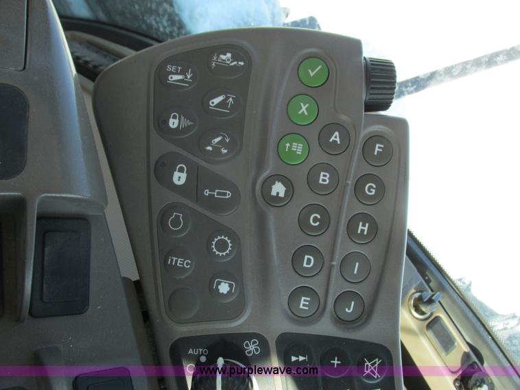 image for item G8882 2012 John Deere 9460R 4WD tractor